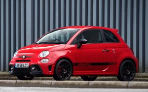Abarth 595 Competizione 2016 года (UK)